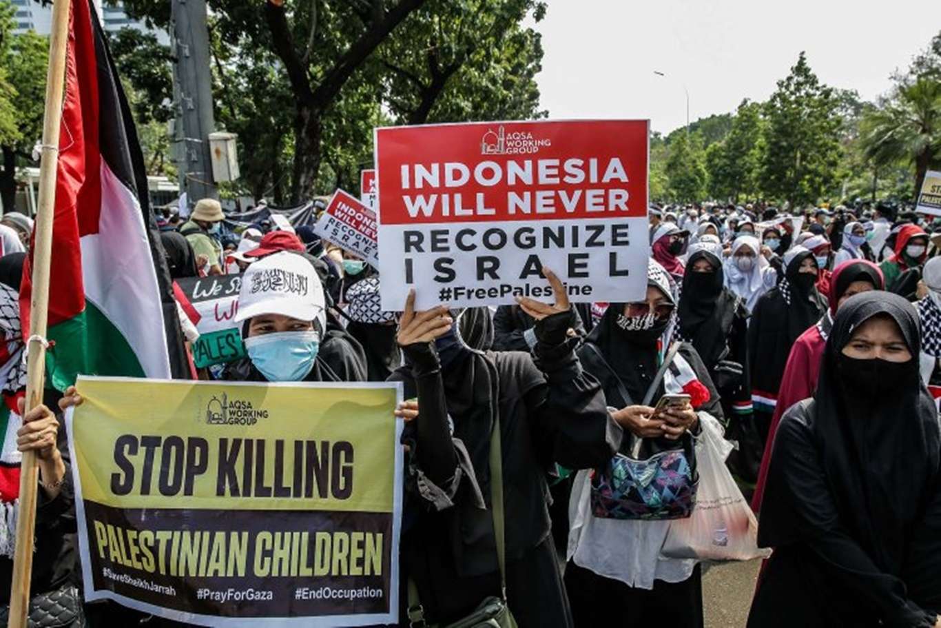 الحكومة الإندونيسية تنفي بشدة مزاعم التطبيع مع الكيان الصهيوني
